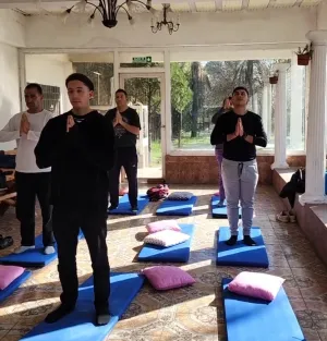 Clase de elongación y bienestar corporal
